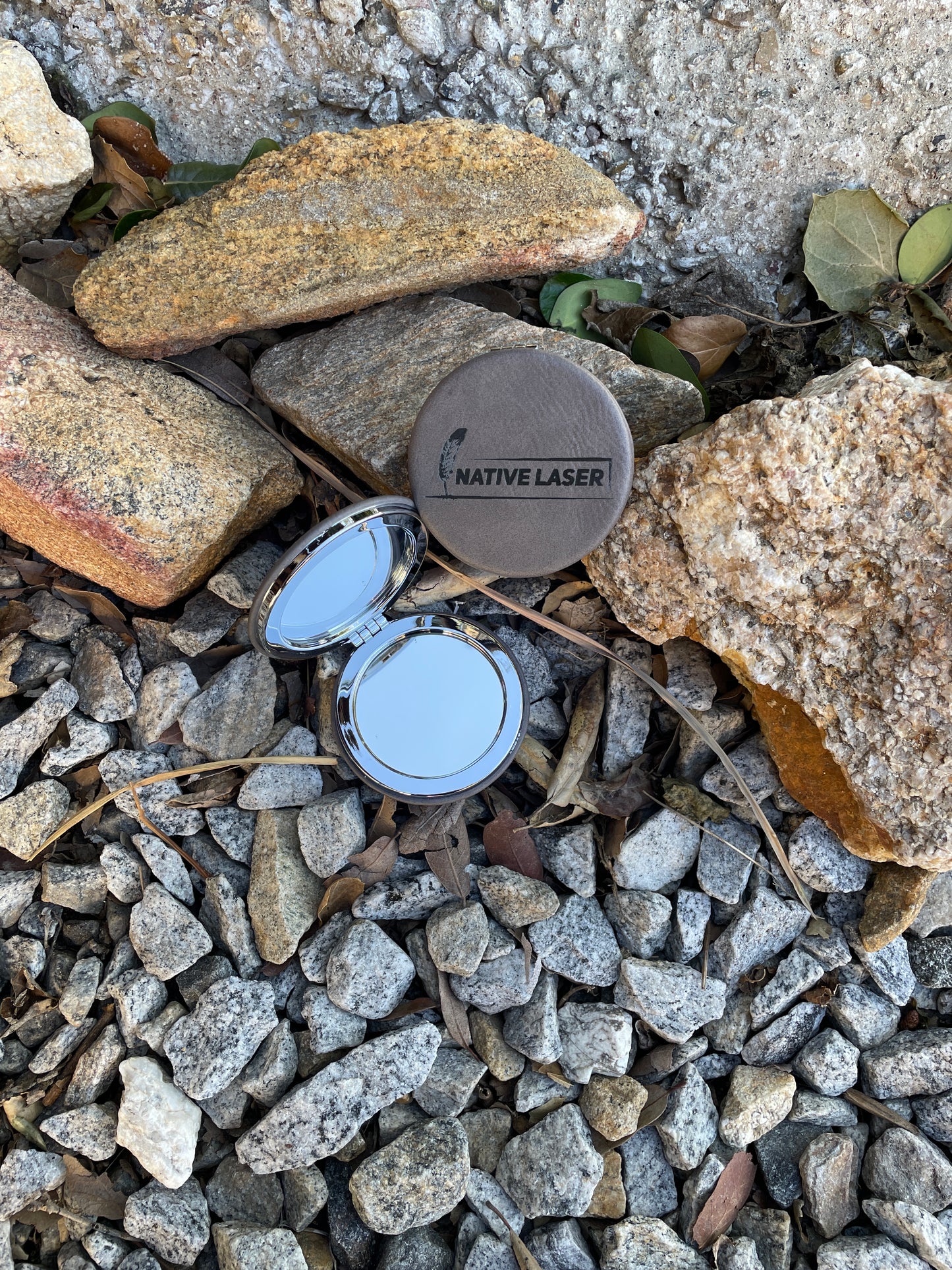 Compact Mirror
